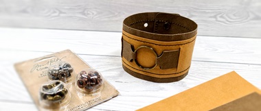 ScanNCut vegan leather cuff and jewellery hardware