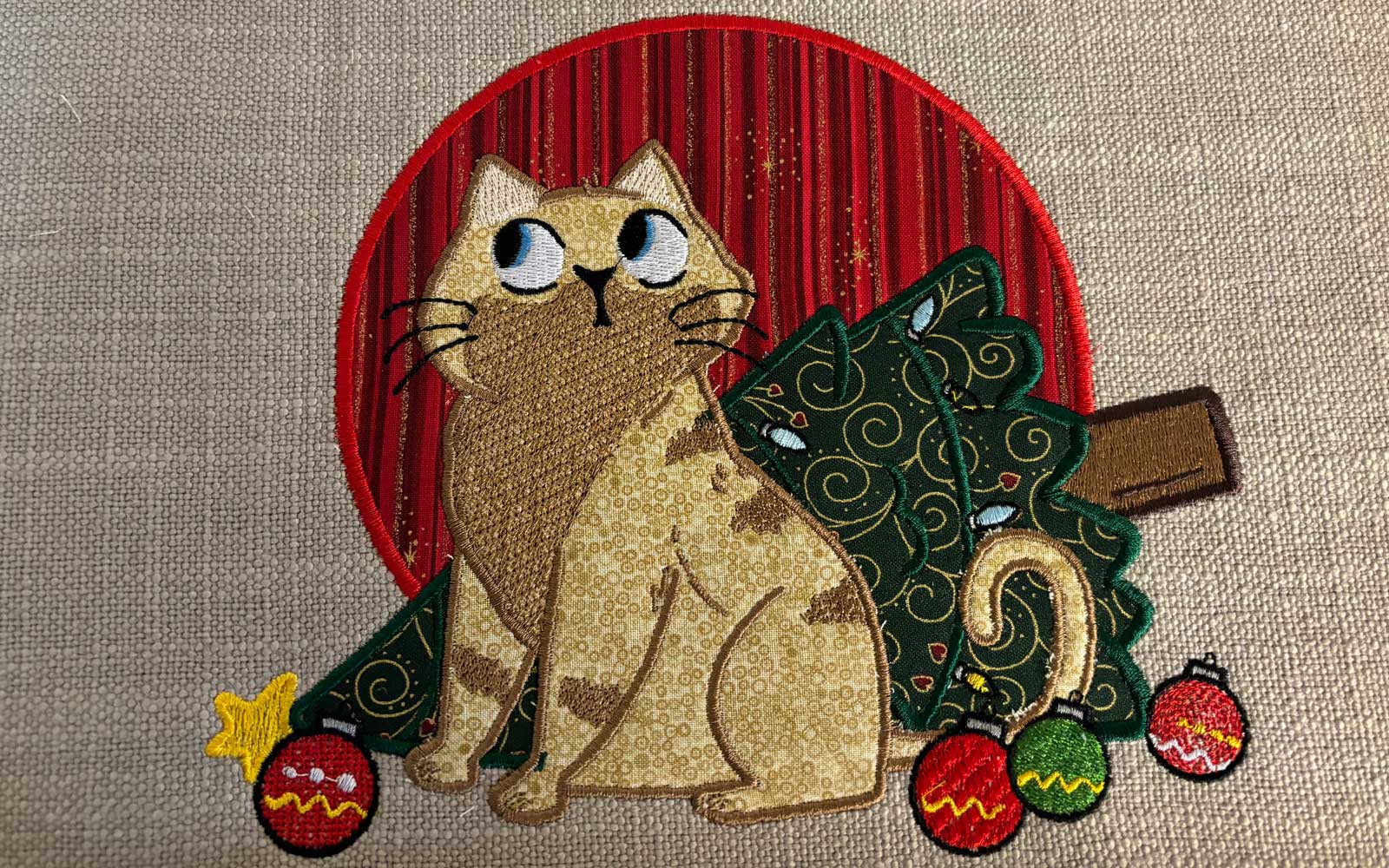  Cartoon ginger cat with Xmas tree appliqué 