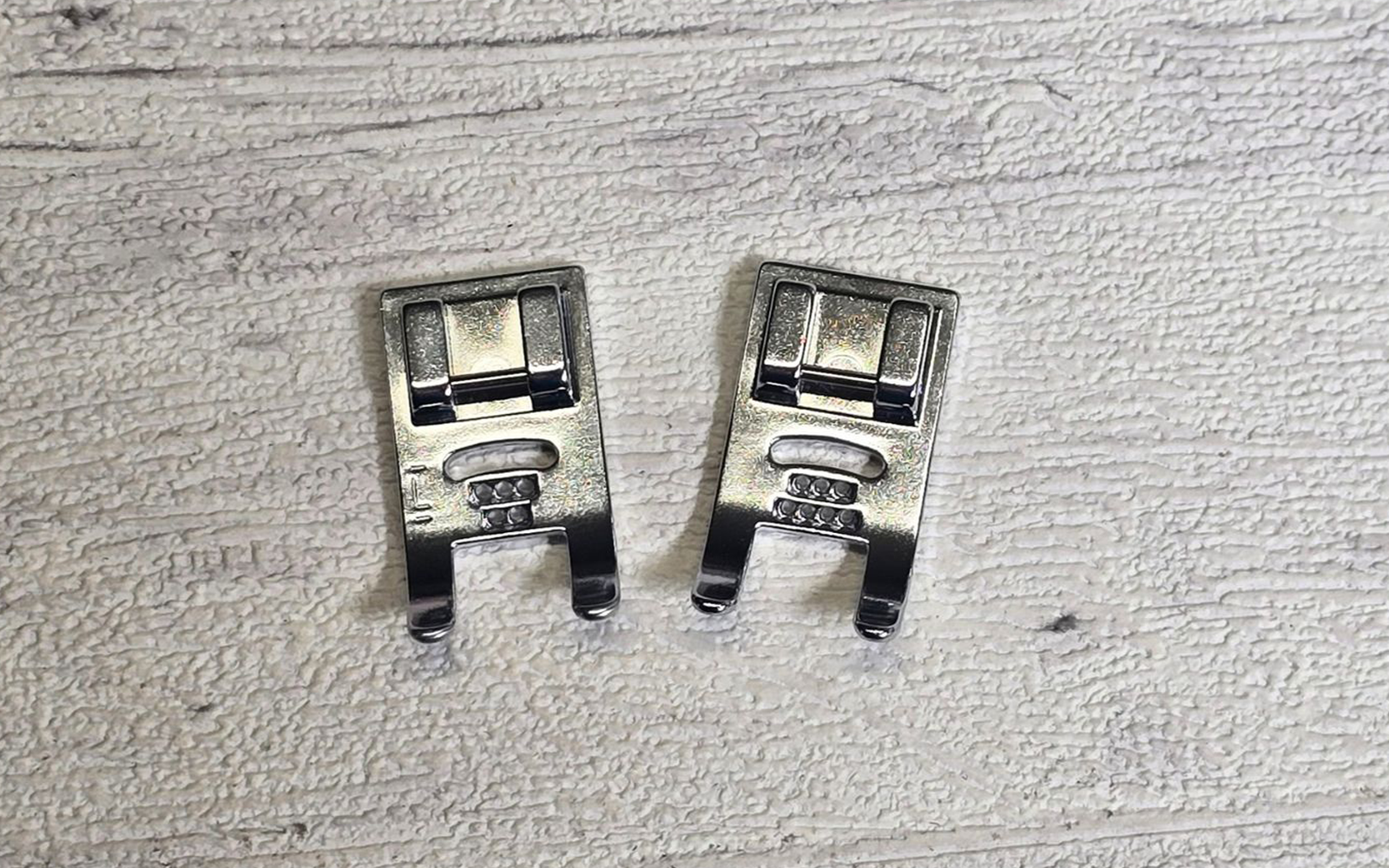 Semelles pour cordonnet Brother à cinq et sept perforations
