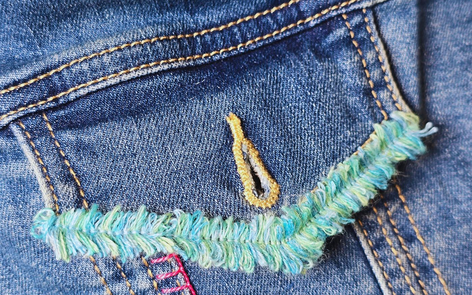Chenille effect achieved with Brother Fringe foot