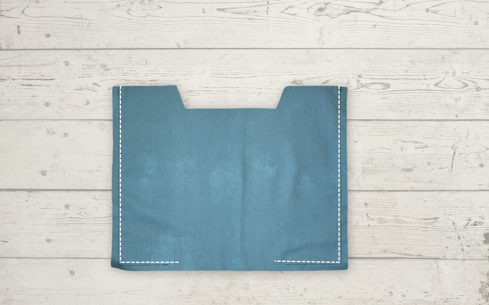 Aqua Bag Futterstück mit weiß markierten Nählinie