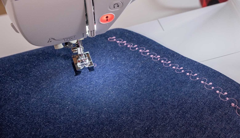 Brother side feed ensures smooth, precise fabric movement.