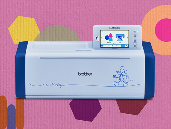 SDX2250D sur fond coloré