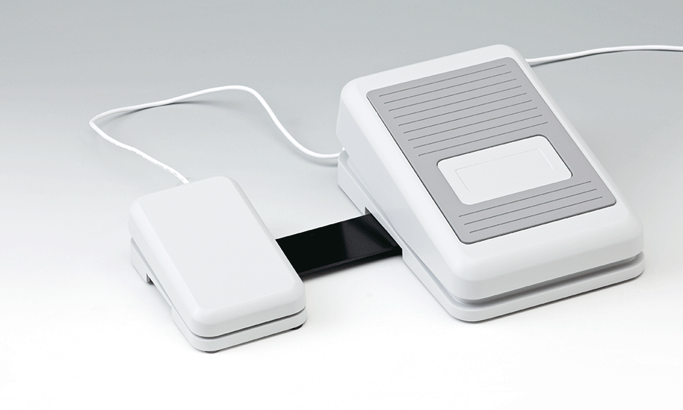 Многофункциональная педаль MFFC1 состоит из малой и большой педалей