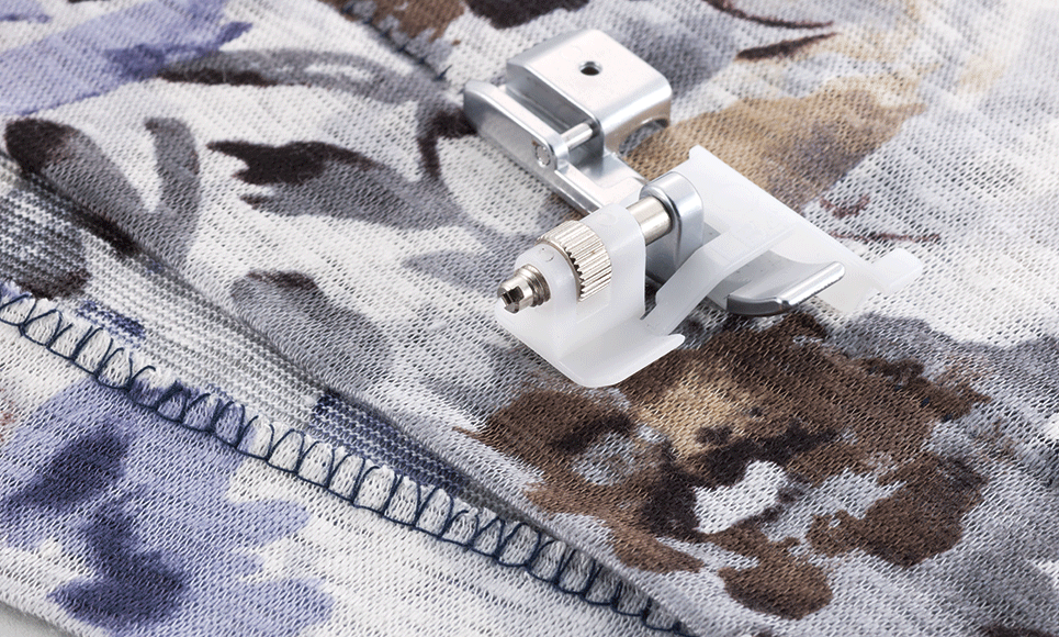 Surjet invisible sur un échantillon de tissu