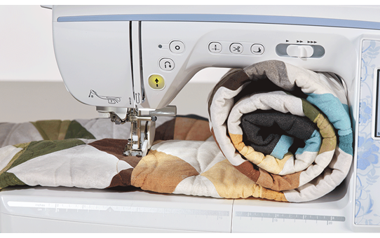 Innov-is NV2700 macchina per cucire, ricamare e quilting ad uso domestico 11