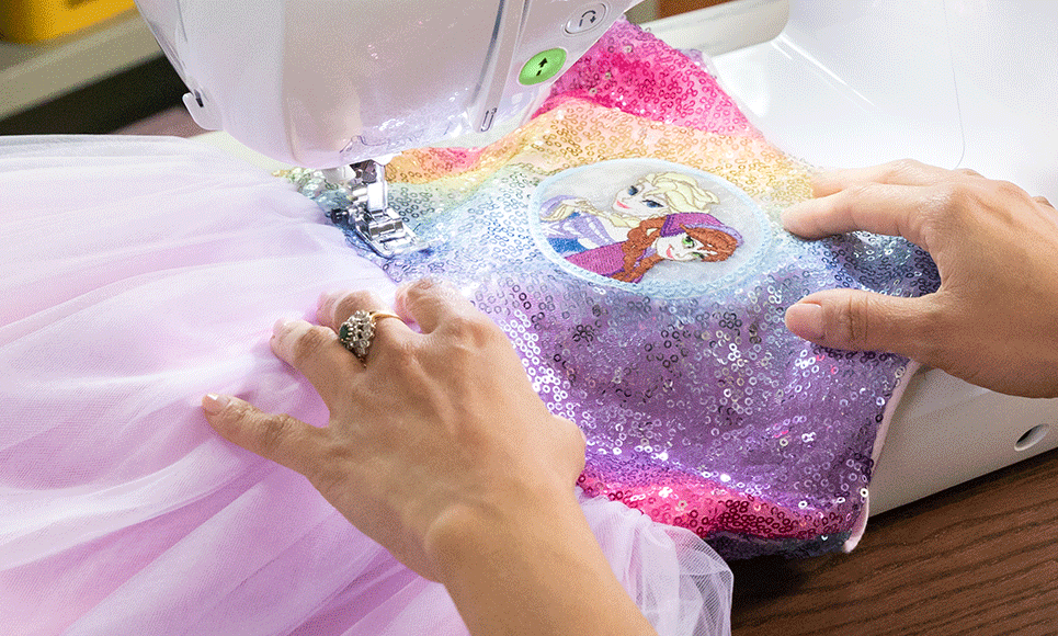 Innov-is NV2750D Disney sewing, quilting and embroidery machine 7