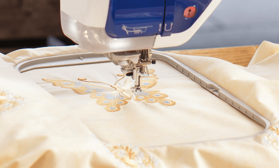 Innov-is V7 швейно-вышивальная машина 4