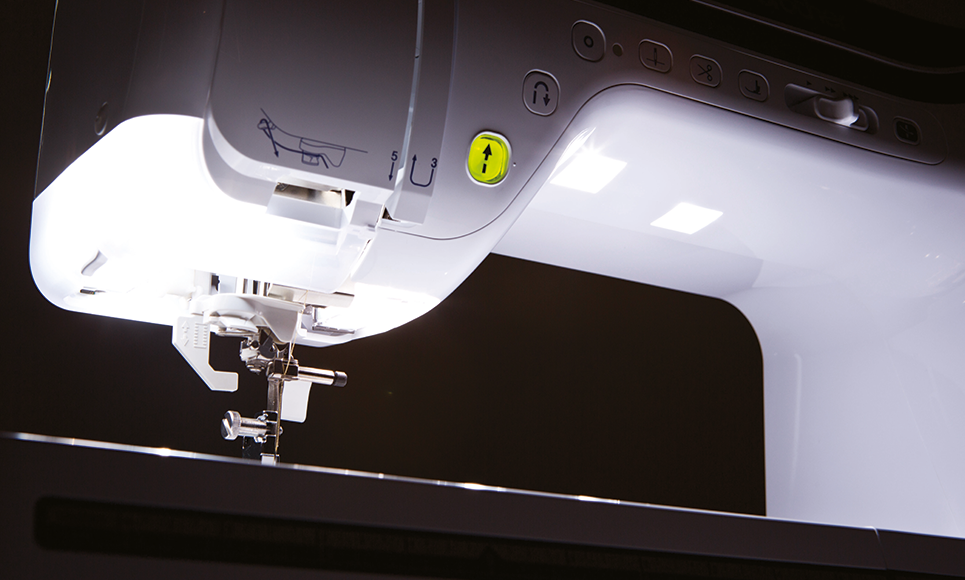 Innov-is XV швейно-вышивальная машина 7