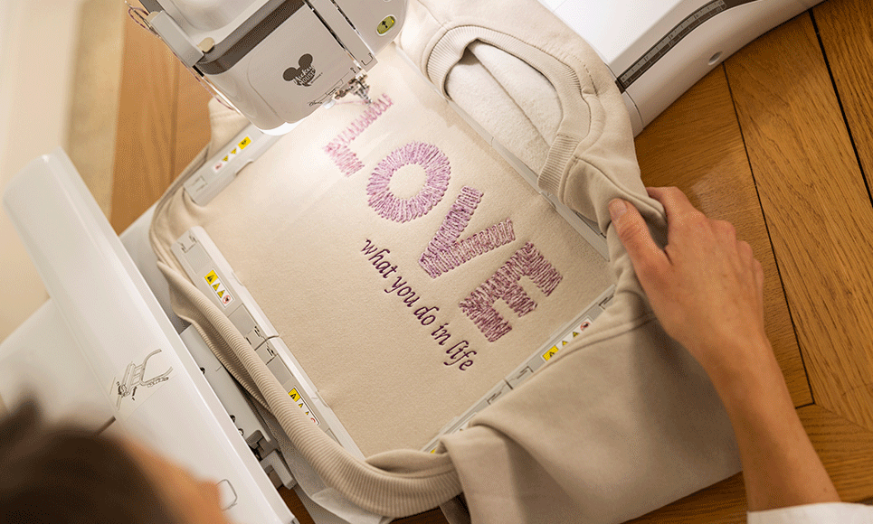 Innov-is Stellaire XE2 Stickmaschine 8