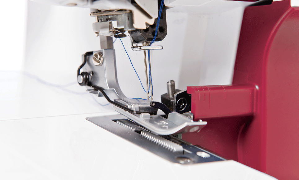 755D оверлок  5