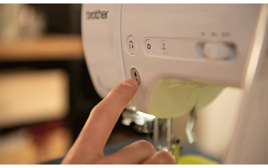 Innov-is A16 Nähmaschine 7
