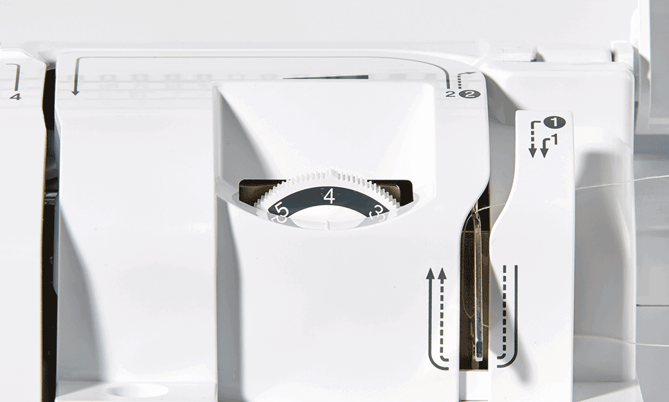 Innov-is F410 Machine à coudre  2