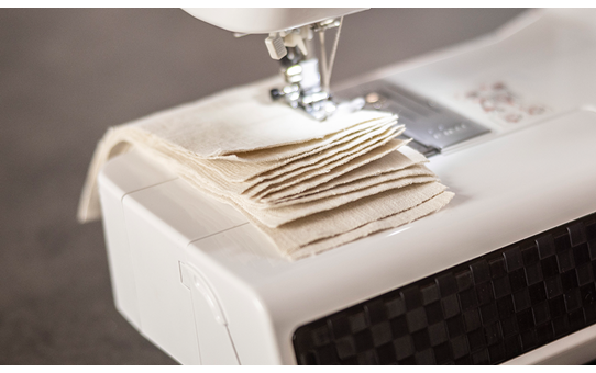 HF37 Strong and Tough sewing machine 3