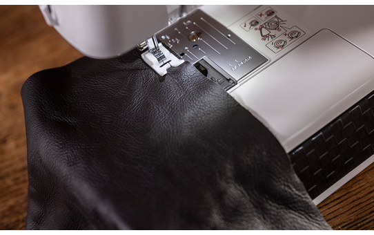 HF37 Strong and Tough sewing machine 9