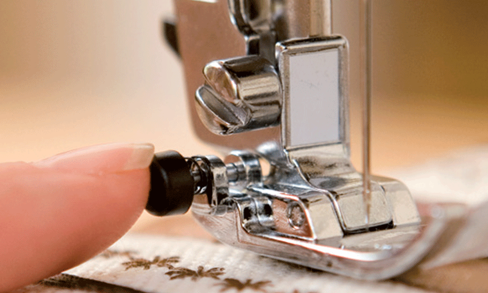 Innov-is 10 компьютеризованная швейная машина  3