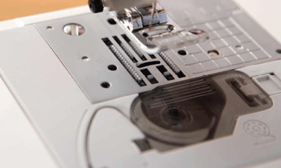 Innov-is 10 компьютеризованная швейная машина  6