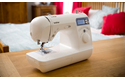 Innov-is 10 компьютеризованная швейная машина  7