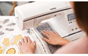 Innov-is NV1300 Компьютеризованная швейная машина  8