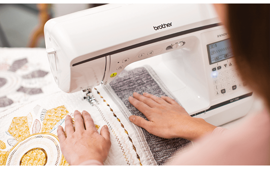 Innov-is NV1300 Компьютеризованная швейная машина  8