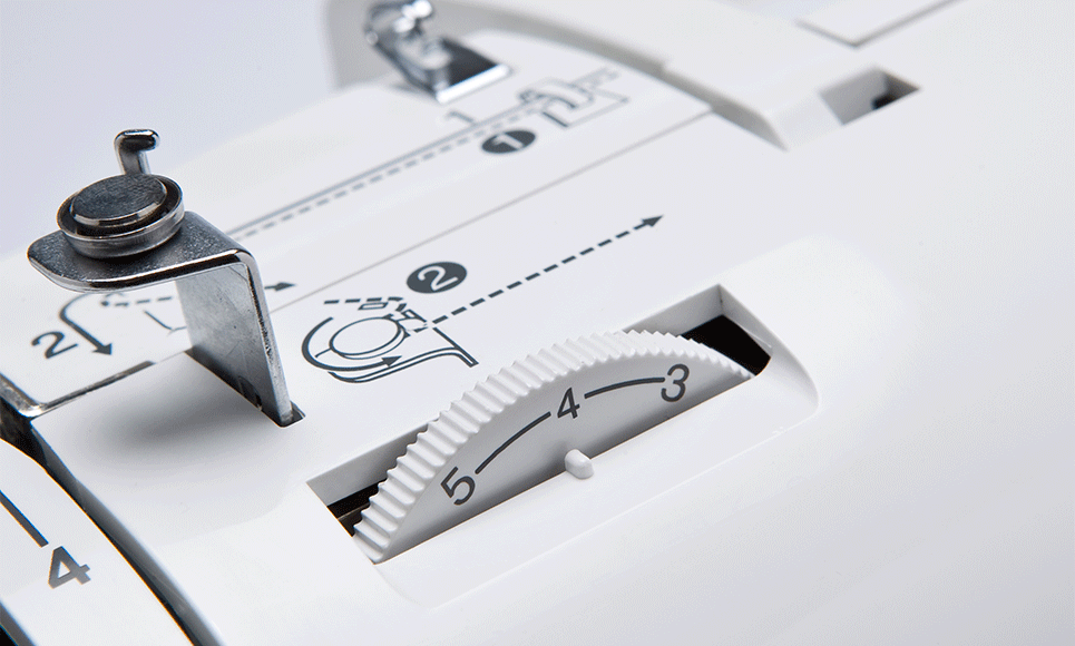 Innov-is 15 Machine à coudre  6