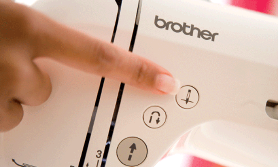 Innov-is 20 LE  компьютеризованная швейная машина  3