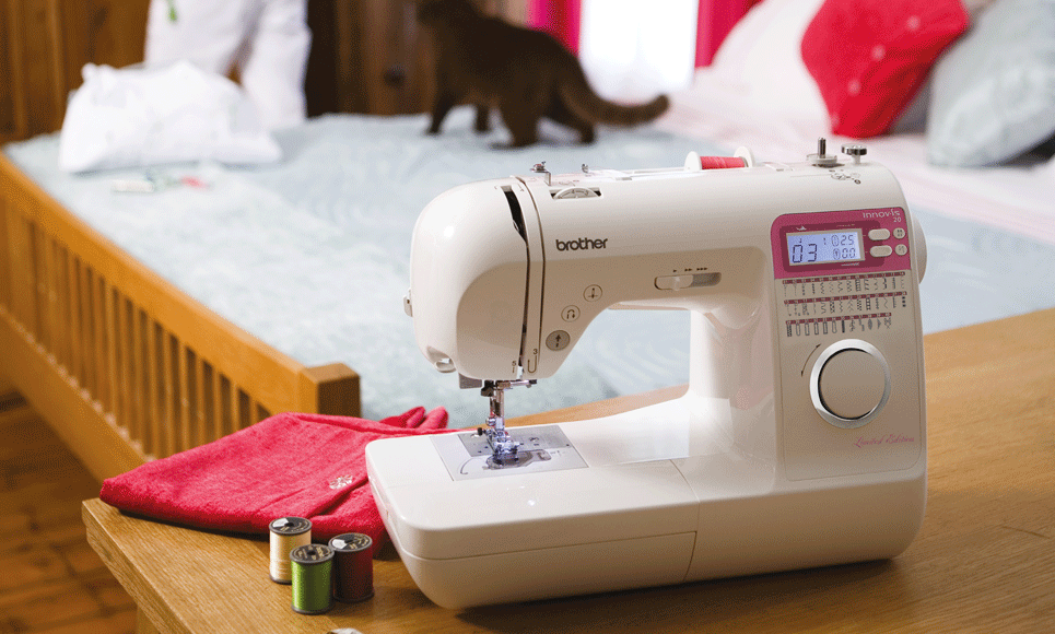 Innov-is 20 LE  компьютеризованная швейная машина  7