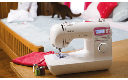 Innov-is 20 LE  компьютеризованная швейная машина  7