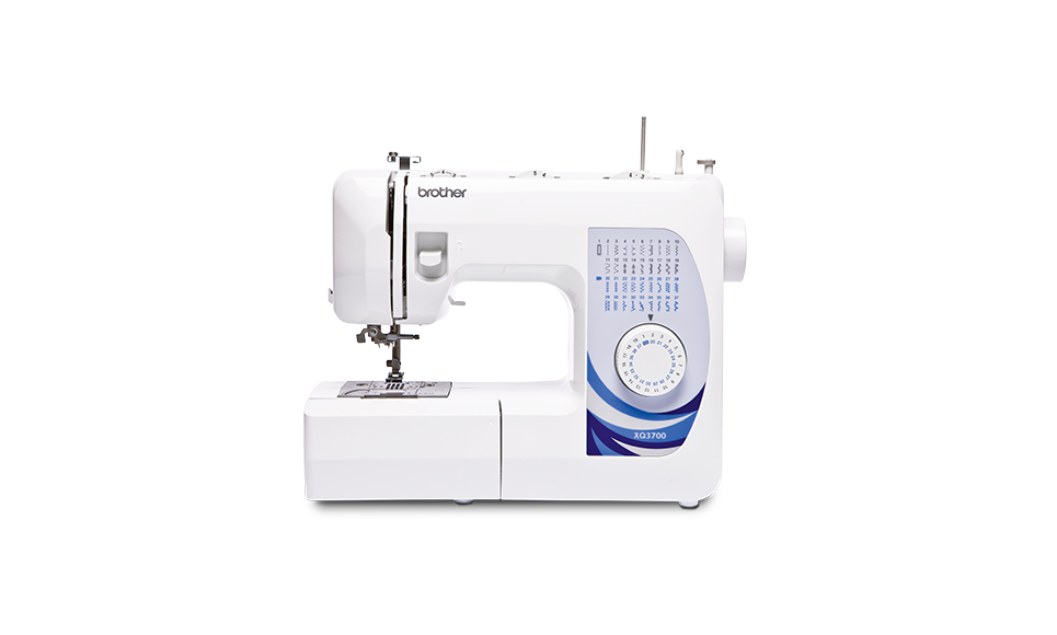Vue de face de la Brother XQ3700 pour couturiers débutants