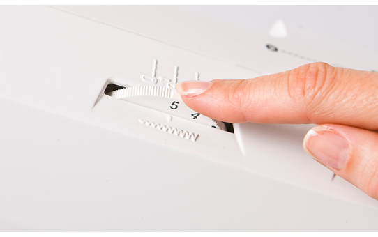 XQ3700 Machine à coudre  6